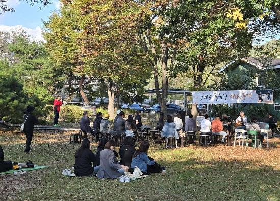 노래로 물들인 시와 풍경